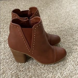 Lauren Conrad leather booties